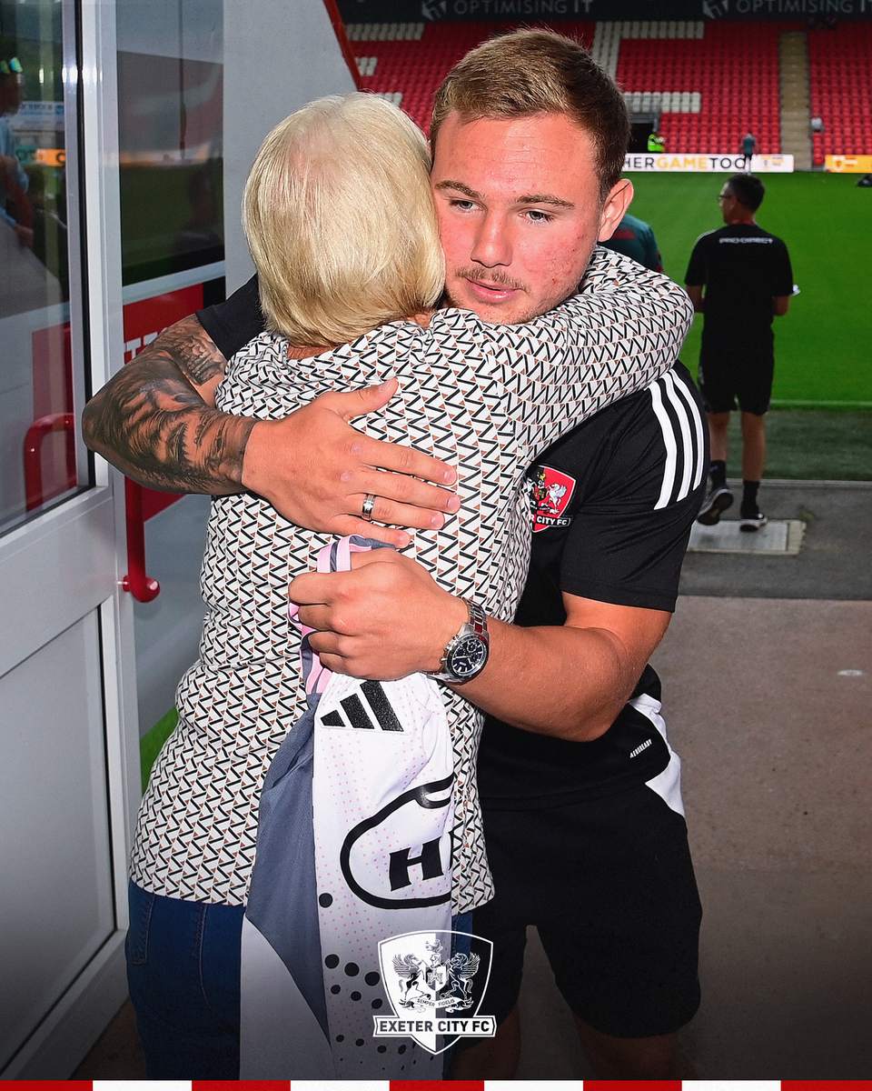 Jayden hug