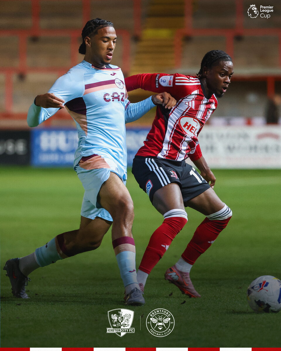 Akeel Higgins shielding the ball against a Brentford B player