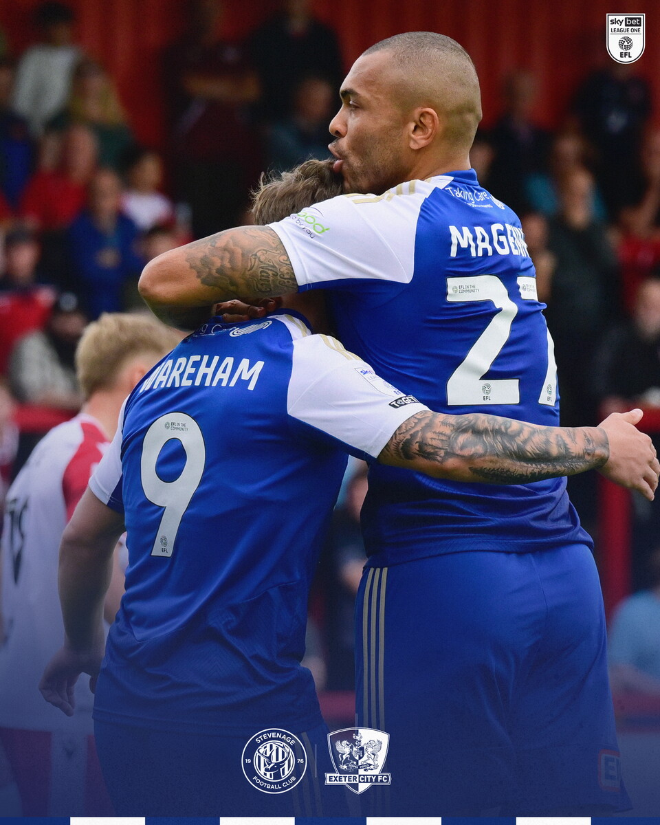 Image of Josh Magennis celebrating the equaliser with Jayden Wareham