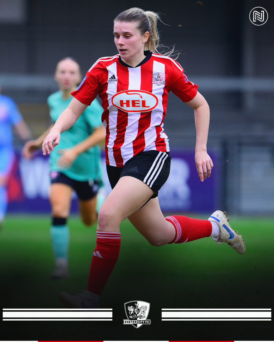 Beth Ireland running with the ball