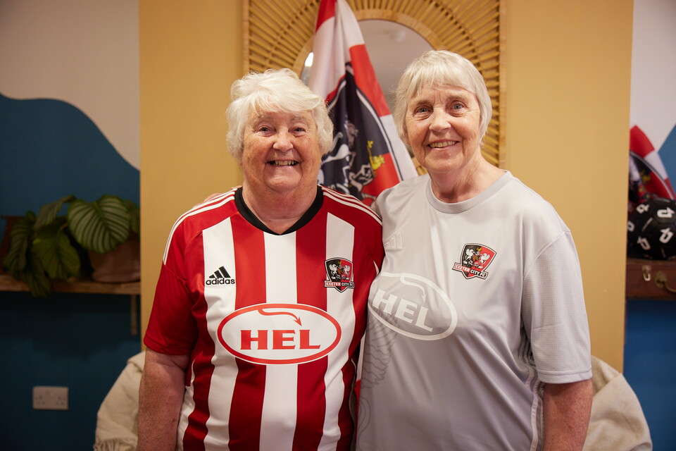Hazel and Di