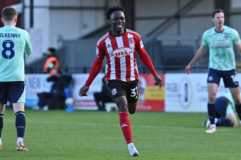 Vincent Harper in action
