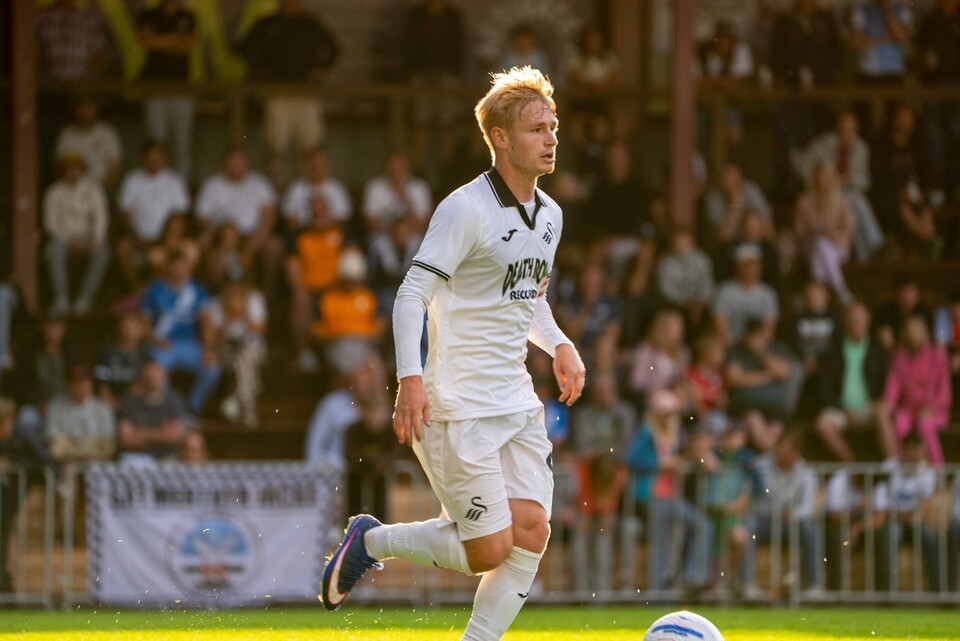 Dan Watts in action
