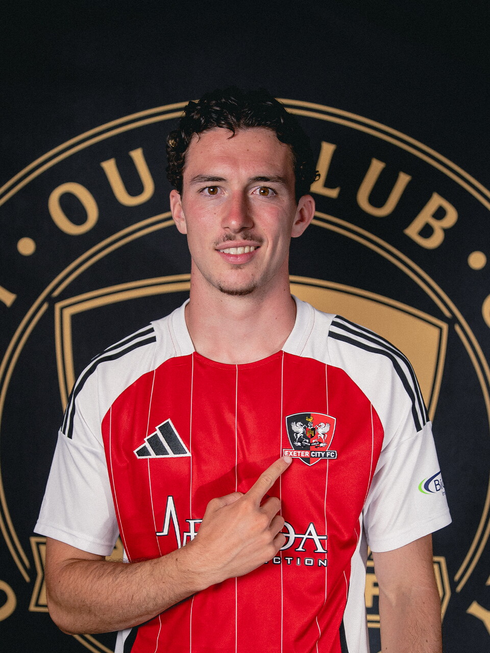 Charlie Cummins Headshot